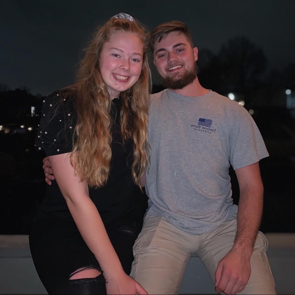 Meet your Posher, Azalynn - Picture 4 of 5